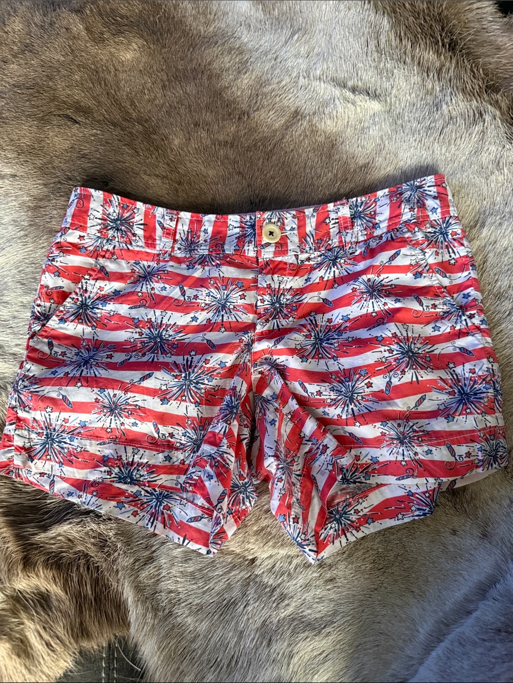 Lilly Pulitzer Patriotic Red & White Striped Firework Print Shorts